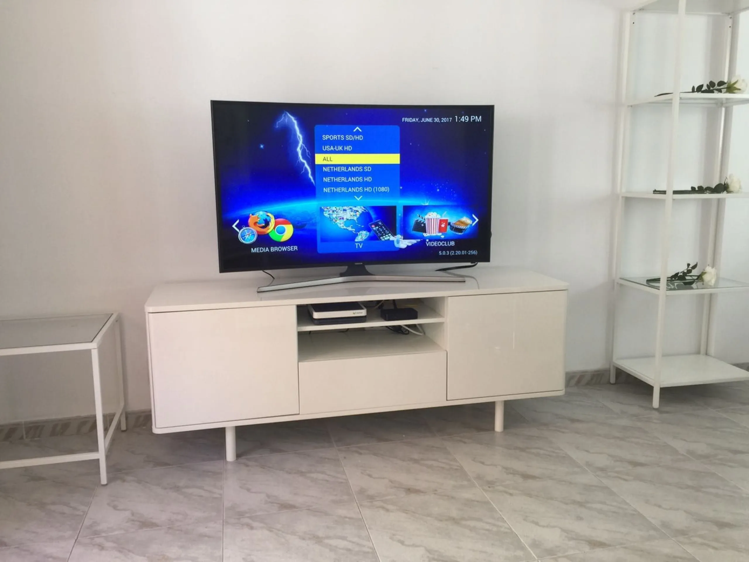 Apartment - Middle Floor Apartment в продаже в Fuengirola, Málaga. В доме 2 спален и 1 ванных комнат. Площадь дома 63 м²