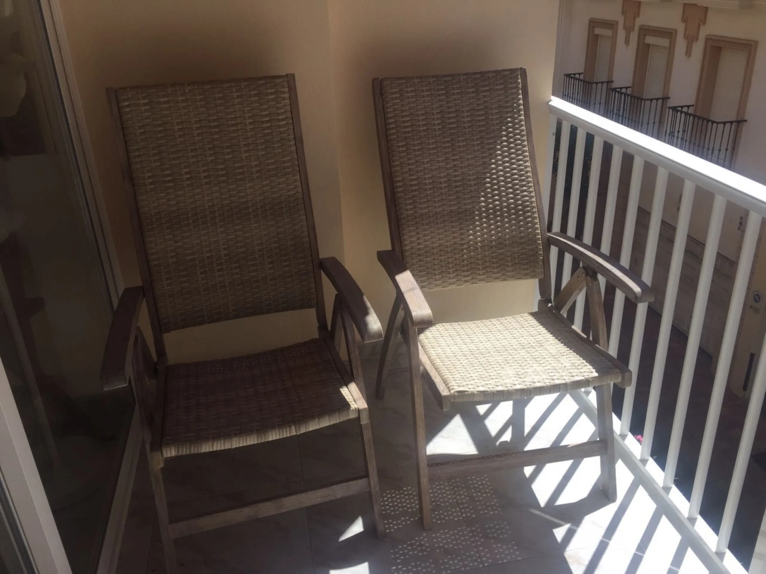 Apartment - Middle Floor Apartment в продаже в Fuengirola, Málaga. В доме 2 спален и 1 ванных комнат. Площадь дома 63 м²