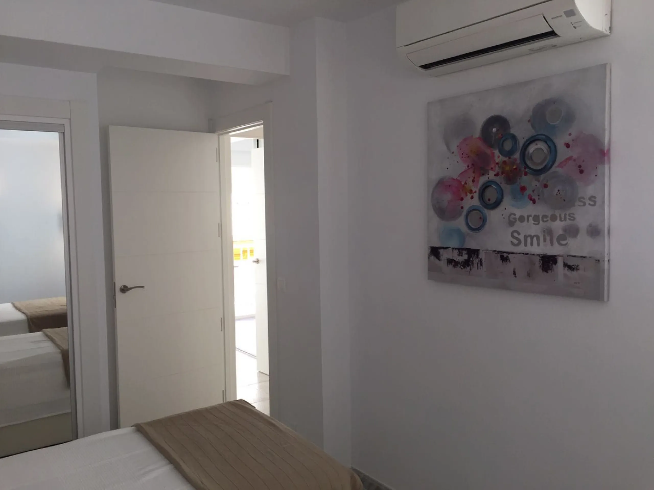 Apartment - Middle Floor Apartment в продаже в Fuengirola, Málaga. В доме 2 спален и 1 ванных комнат. Площадь дома 63 м²