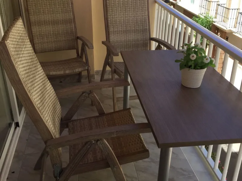 Apartment - Middle Floor Apartment в продаже в Fuengirola, Málaga. В доме 2 спален и 1 ванных комнат. Площадь дома 63 м²