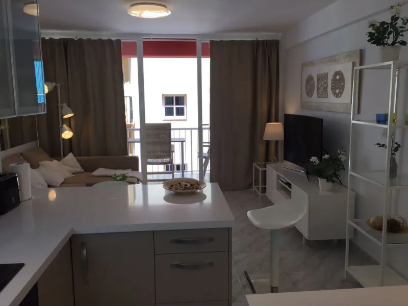 Apartment - Middle Floor Apartment в продаже в Fuengirola, Málaga. В доме 2 спален и 1 ванных комнат. Площадь дома 63 м²