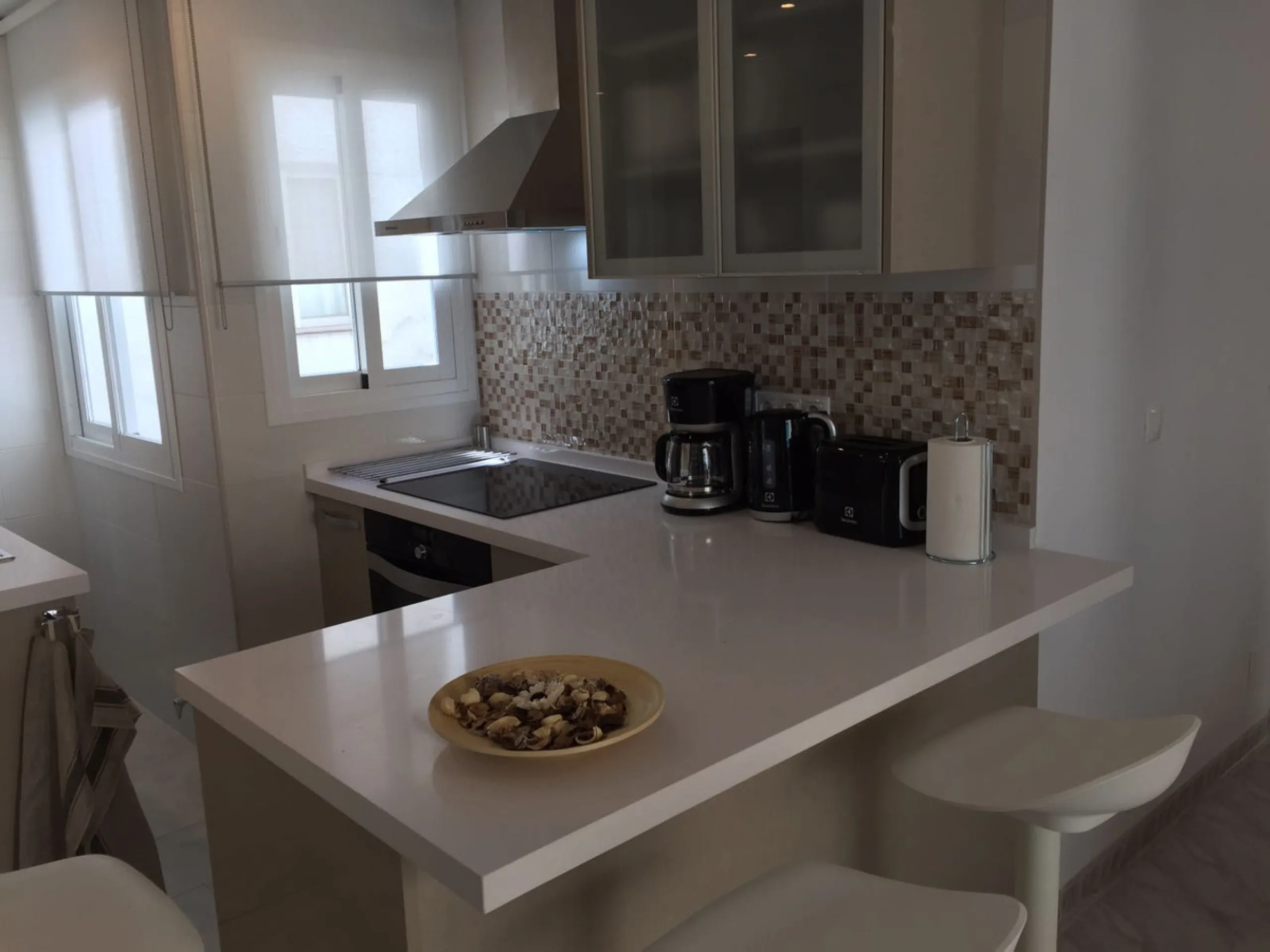 Apartment - Middle Floor Apartment в продаже в Fuengirola, Málaga. В доме 2 спален и 1 ванных комнат. Площадь дома 63 м²