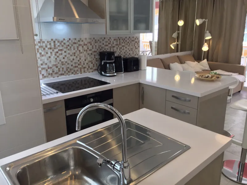 Apartment - Middle Floor Apartment в продаже в Fuengirola, Málaga. В доме 2 спален и 1 ванных комнат. Площадь дома 63 м²