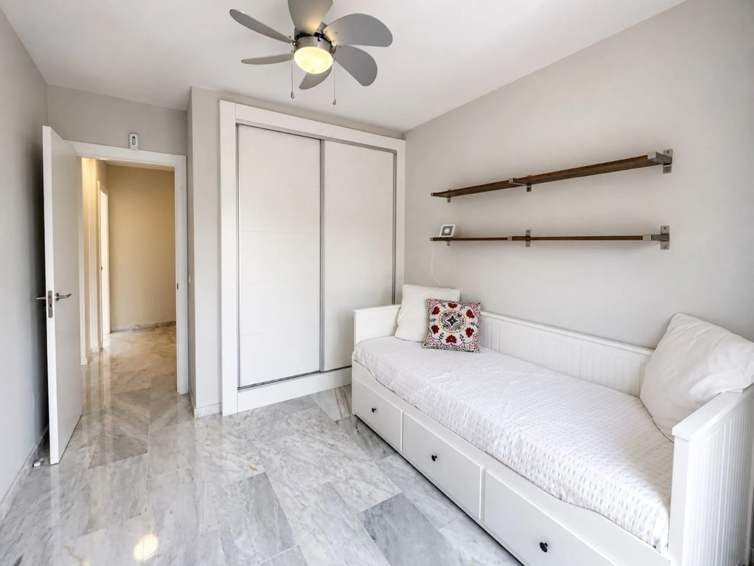 Corner Townhouse with Large Private Garden in Lomas de Monte Biarritz