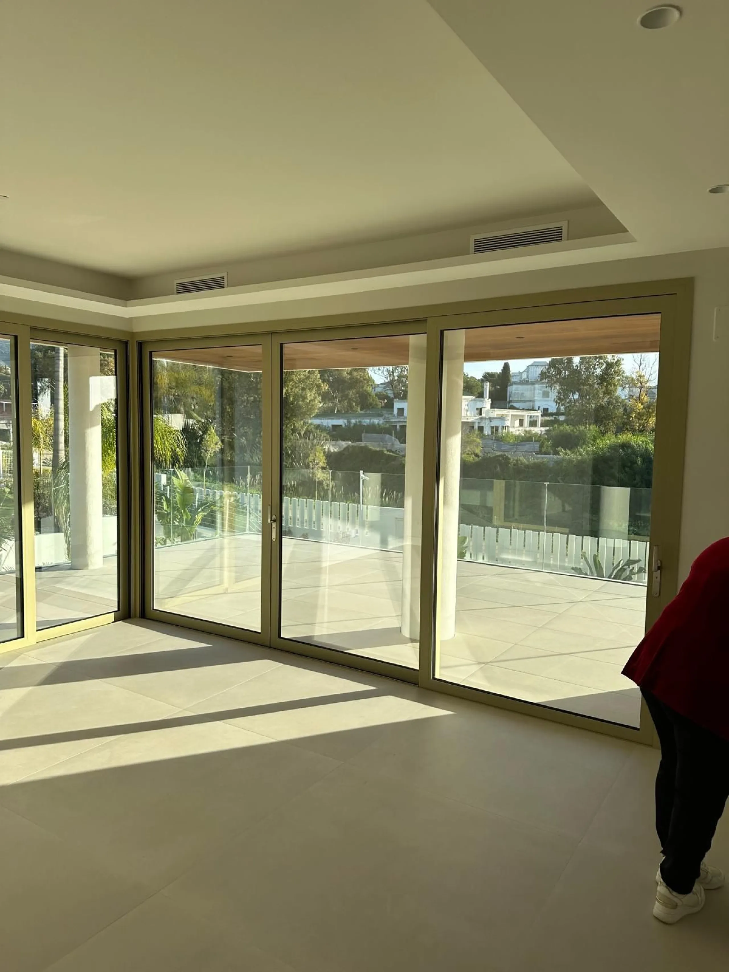Benalus, Golden Mile – Contemporary Sea-View Residence