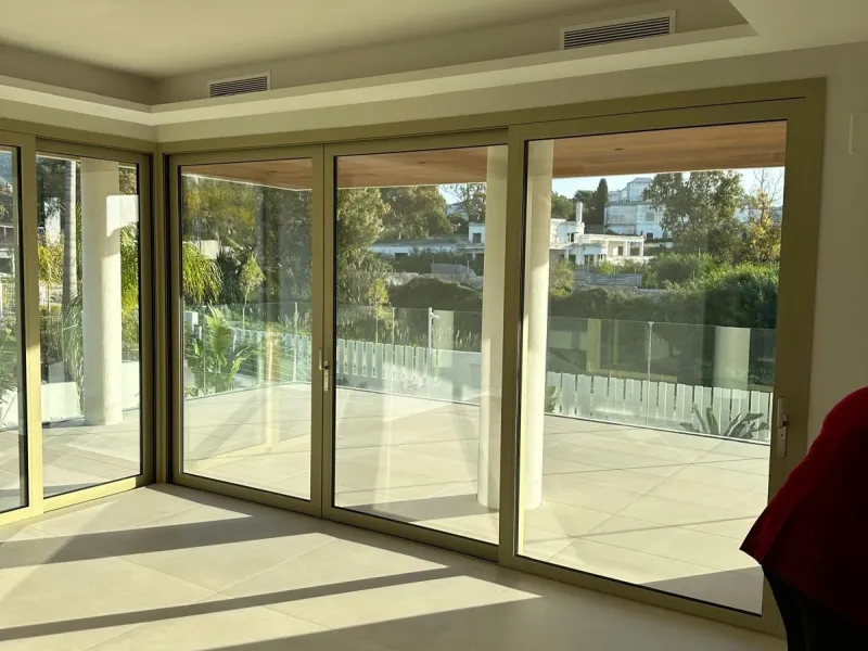 Benalus, Golden Mile – Contemporary Sea-View Residence