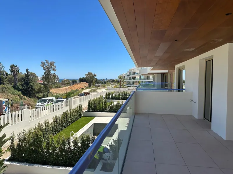 Benalus, Golden Mile – Contemporary Sea-View Residence