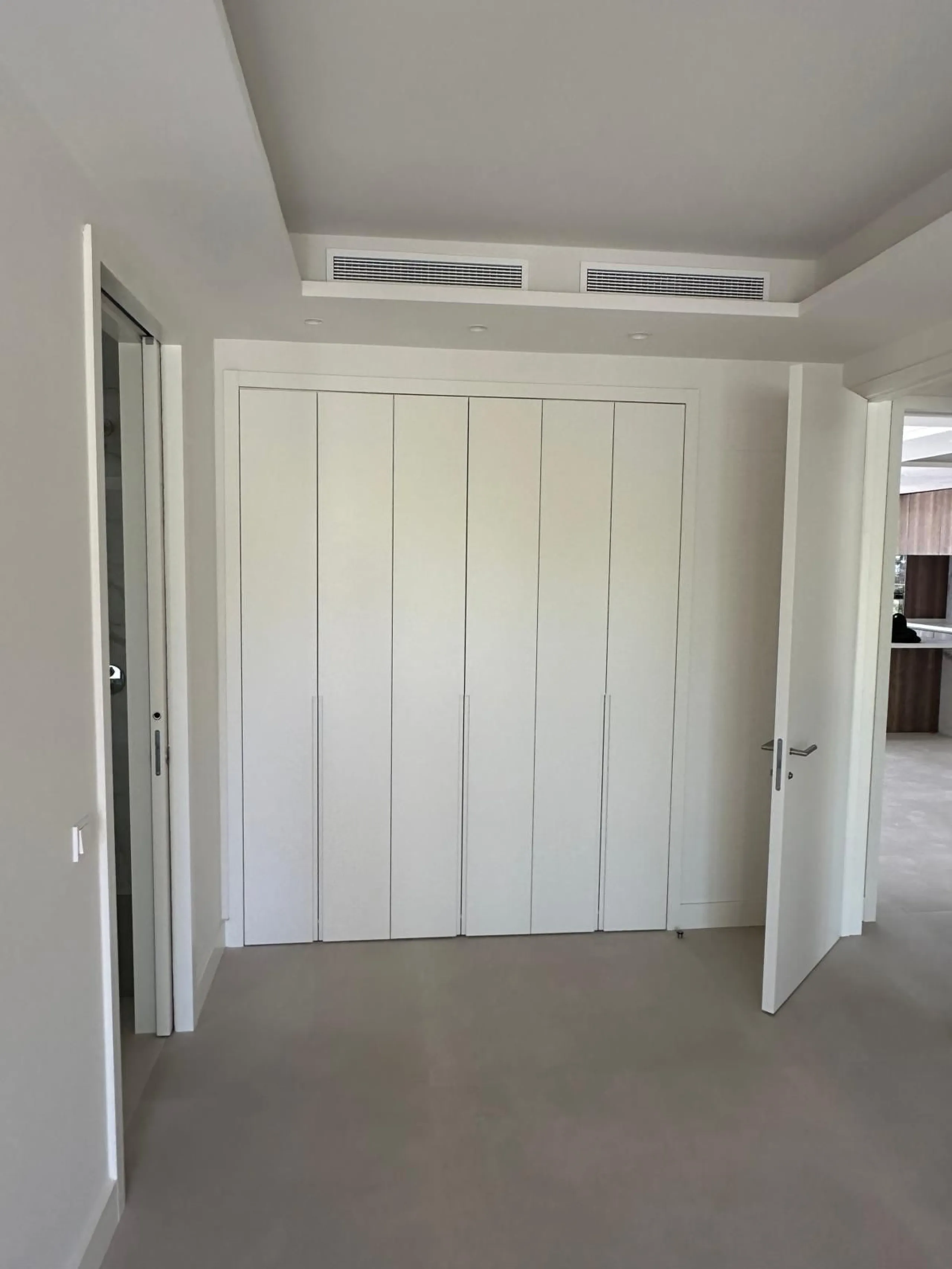 Benalus, Golden Mile – Contemporary Sea-View Residence