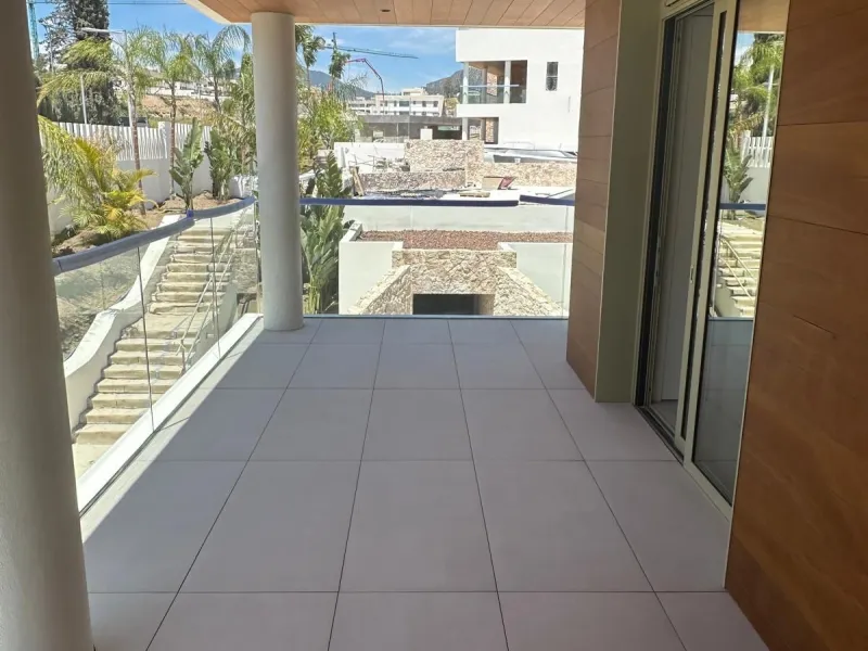 Benalus, Golden Mile – Contemporary Sea-View Residence