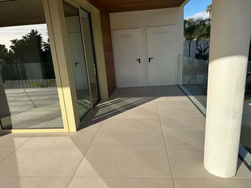 Benalus, Golden Mile – Contemporary Sea-View Residence