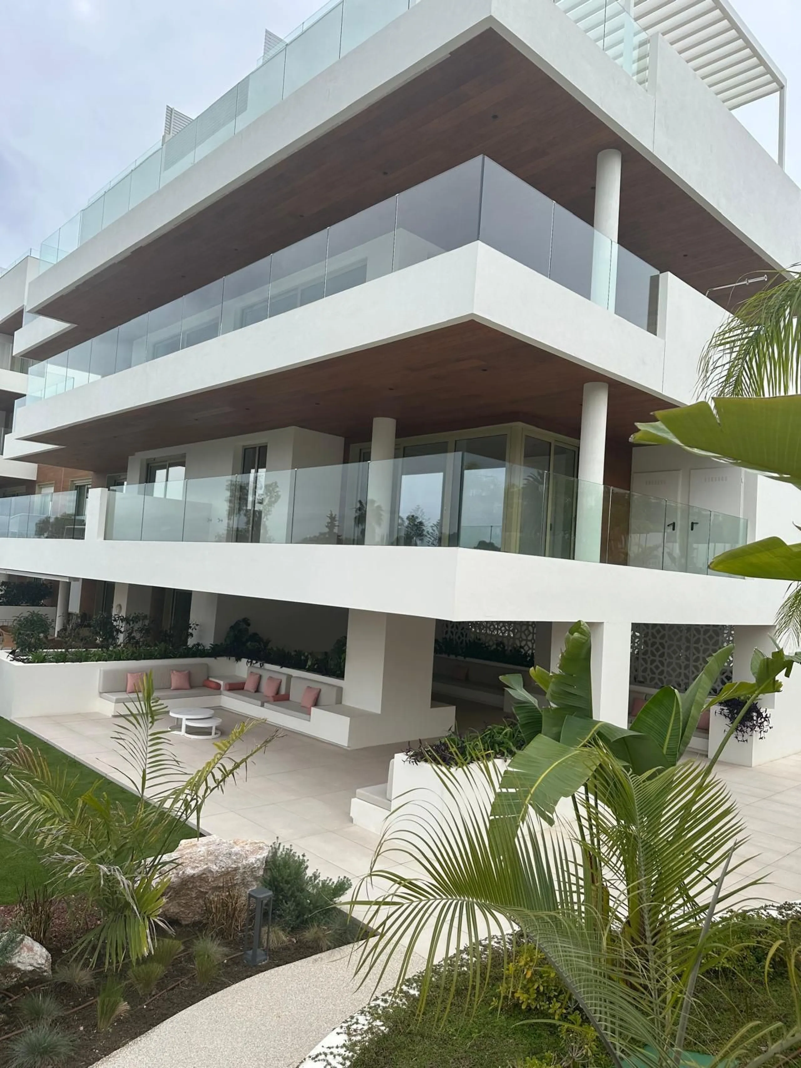 Benalus, Golden Mile – Contemporary Sea-View Residence