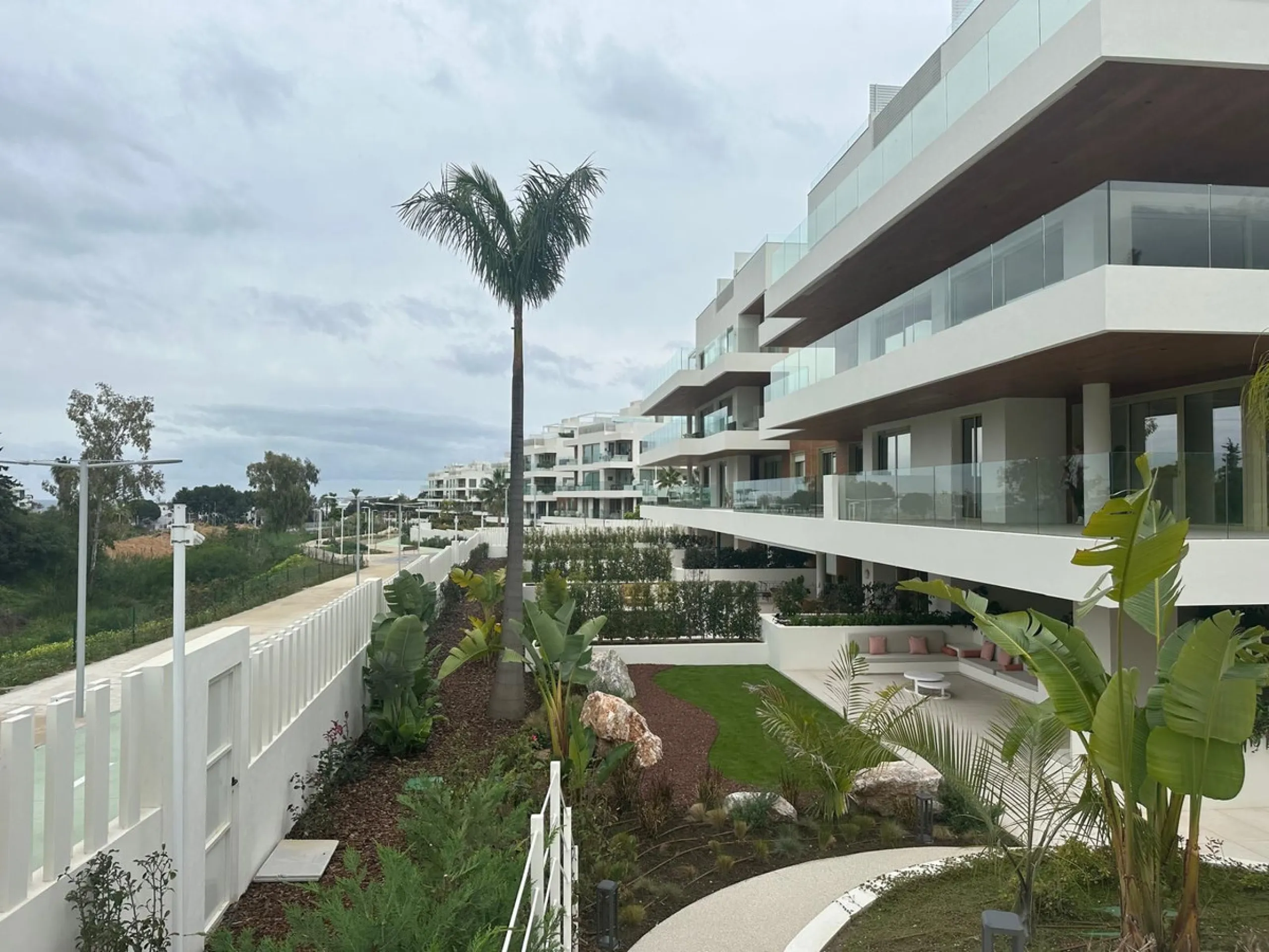 Benalus, Golden Mile – Contemporary Sea-View Residence