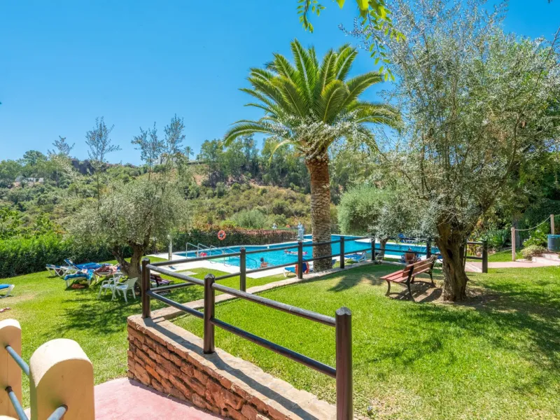 2-Bedroom Apartment with Panoramic Sea Views and 3-Bedroom Conversion Potential – Puerto del Almendro, Los Arqueros