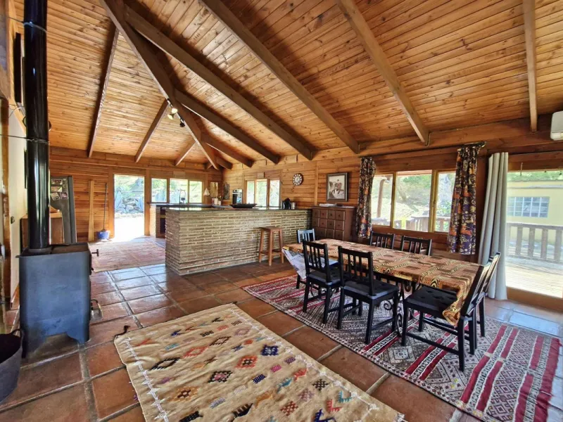 Commercial - Farm в продаже в Coín, Málaga. В доме 3 спален и 2 ванных комнат. Площадь дома 163 м². Площадь участка 10620 м²