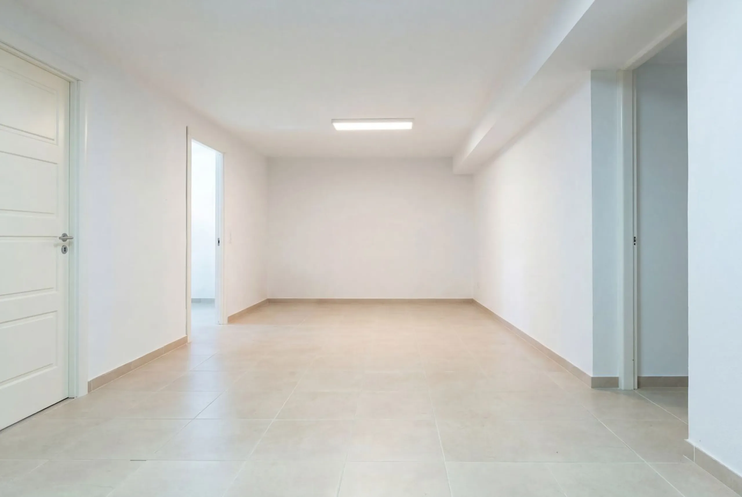 House - Detached Villa в продаже в Benalmadena, Málaga. В доме 5 спален и 4 ванных комнат. Площадь дома 258 м². Площадь участка 629 м²