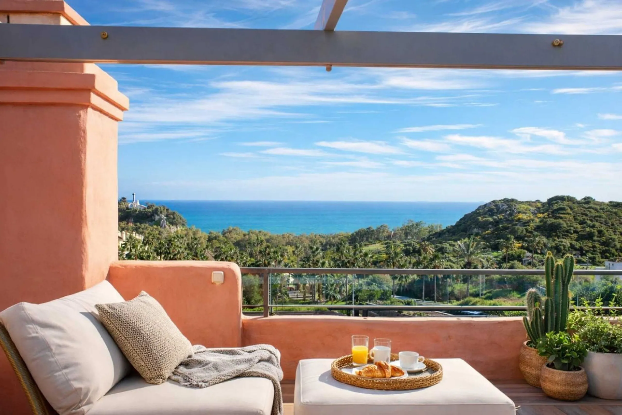 Apartment - Penthouse Duplex в продаже в Casares, Málaga. В доме 2 спален и 2 ванных комнат. Площадь дома 85 м²