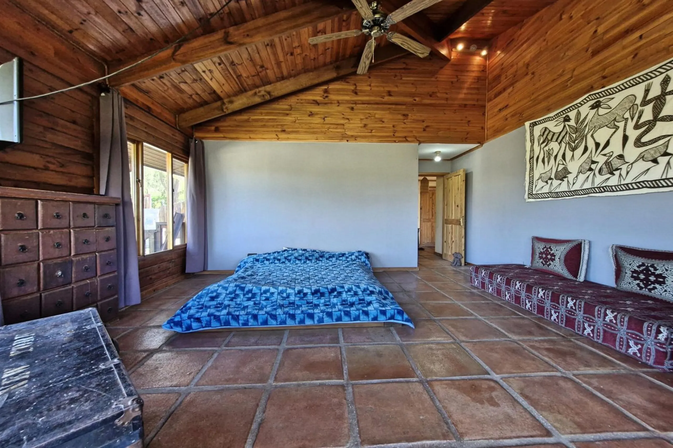 Commercial - Farm в продаже в Coín, Málaga. В доме 3 спален и 2 ванных комнат. Площадь дома 163 м². Площадь участка 10620 м²