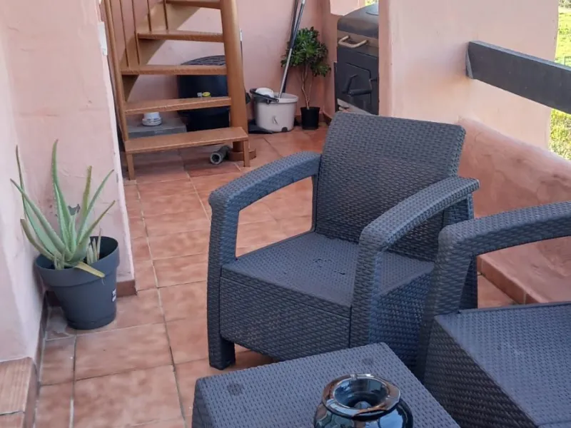 Apartment - Penthouse Duplex в продаже в Casares, Málaga. В доме 2 спален и 2 ванных комнат. Площадь дома 85 м²