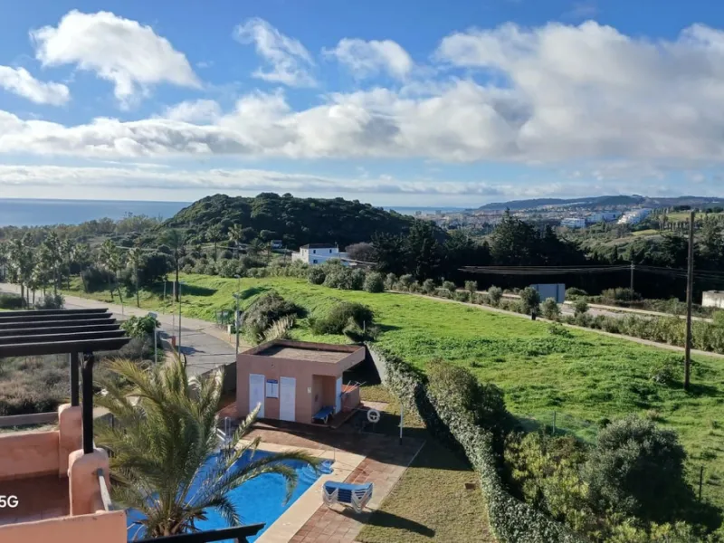 Apartment - Penthouse Duplex в продаже в Casares, Málaga. В доме 2 спален и 2 ванных комнат. Площадь дома 85 м²