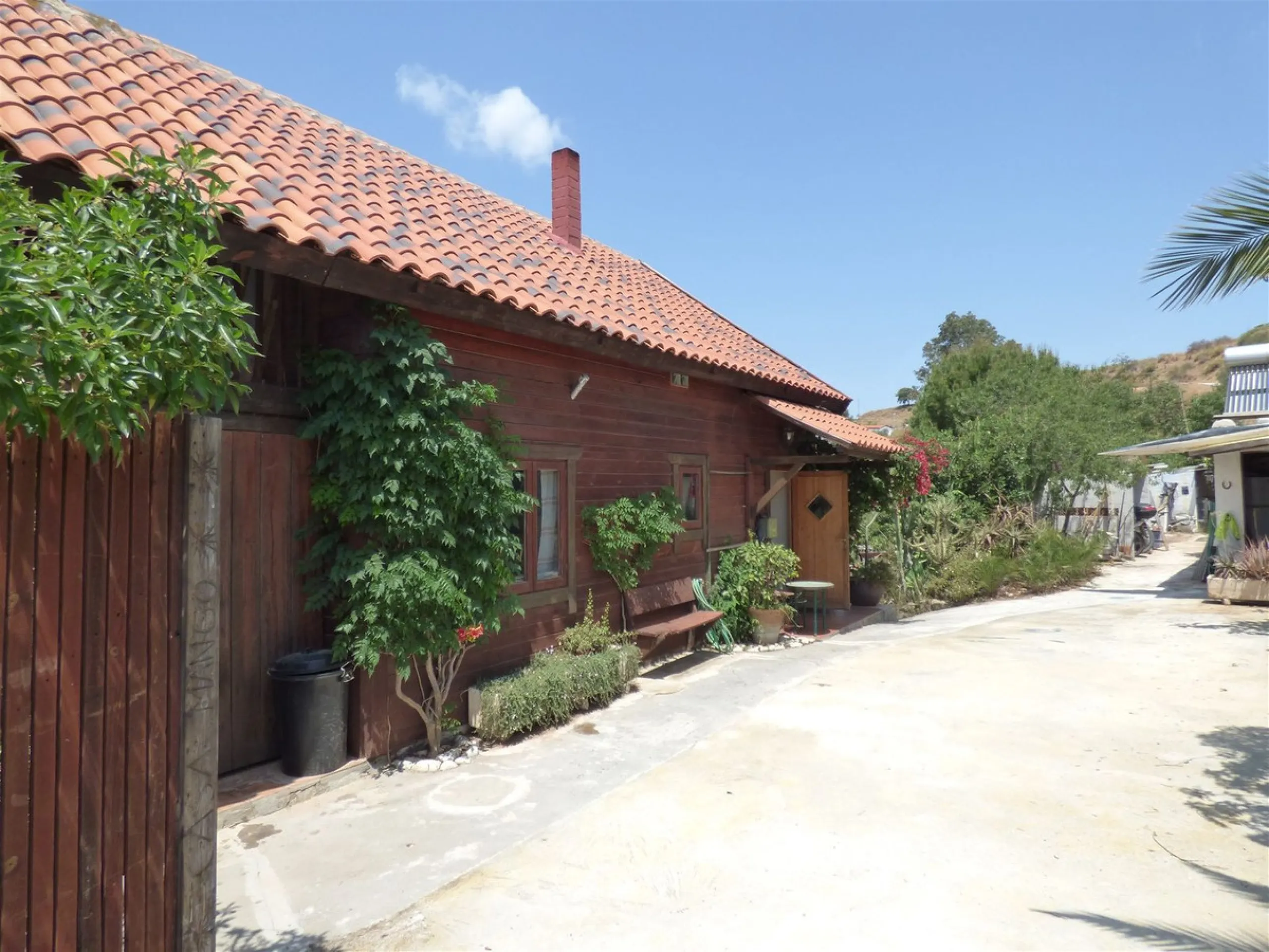 House - Finca - Cortijo в продаже в Mijas, Málaga. В доме 6 спален и 3 ванных комнат. Площадь дома 220 м². Площадь участка 4200 м²