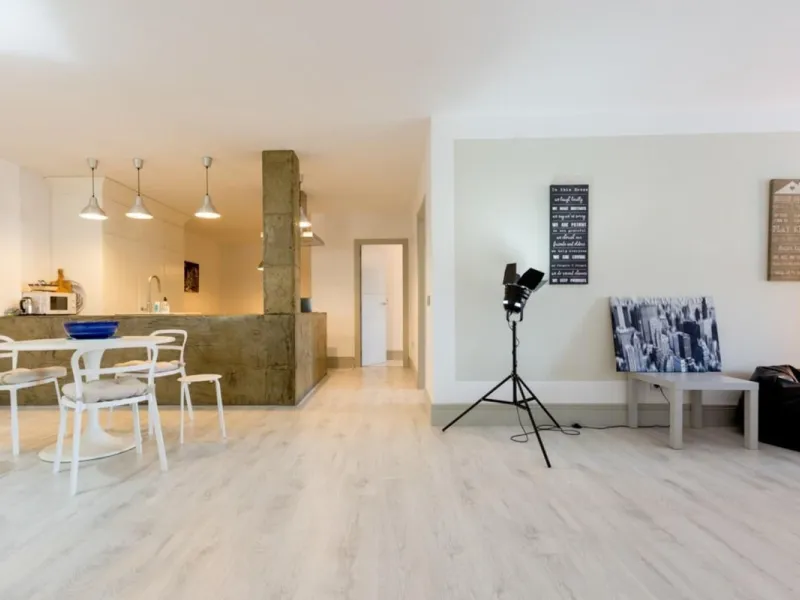 Stunning Renovated Apartment in Prime Nueva Andalucía Location