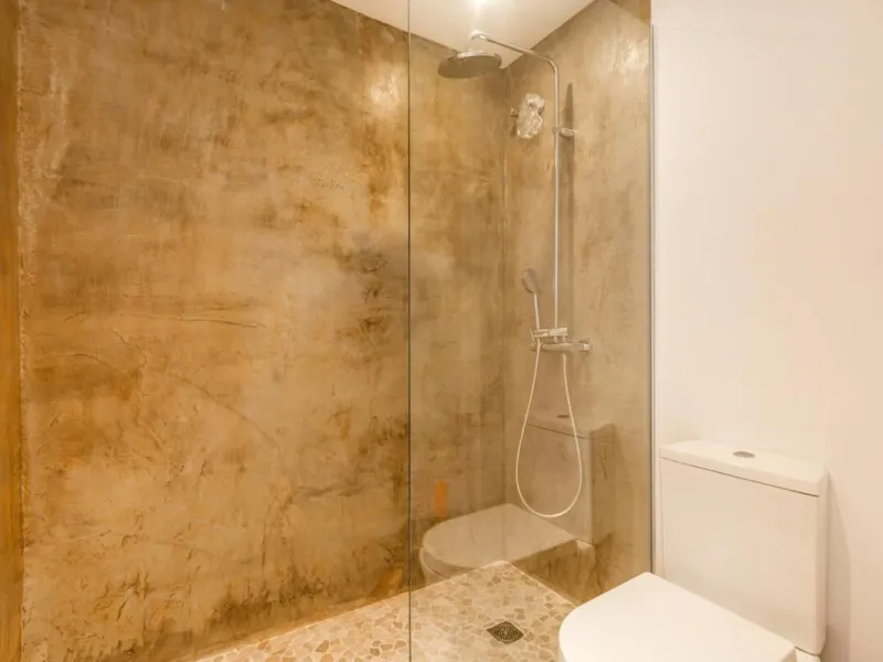 Stunning Renovated Apartment in Prime Nueva Andalucía Location