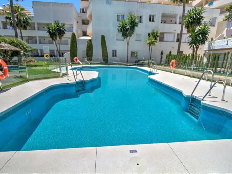 Stunning Renovated Apartment in Prime Nueva Andalucía Location
