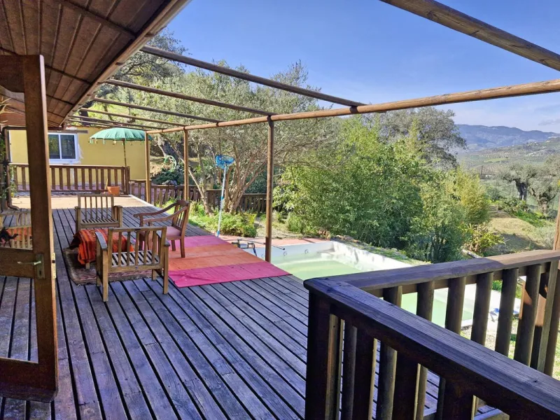 Commercial - Farm в продаже в Coín, Málaga. В доме 3 спален и 2 ванных комнат. Площадь дома 163 м². Площадь участка 10620 м²