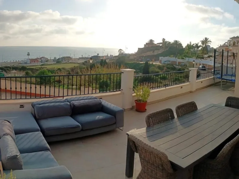 Detached villa with private heated pool for sale in Peñoncillo, Torrox Costa.