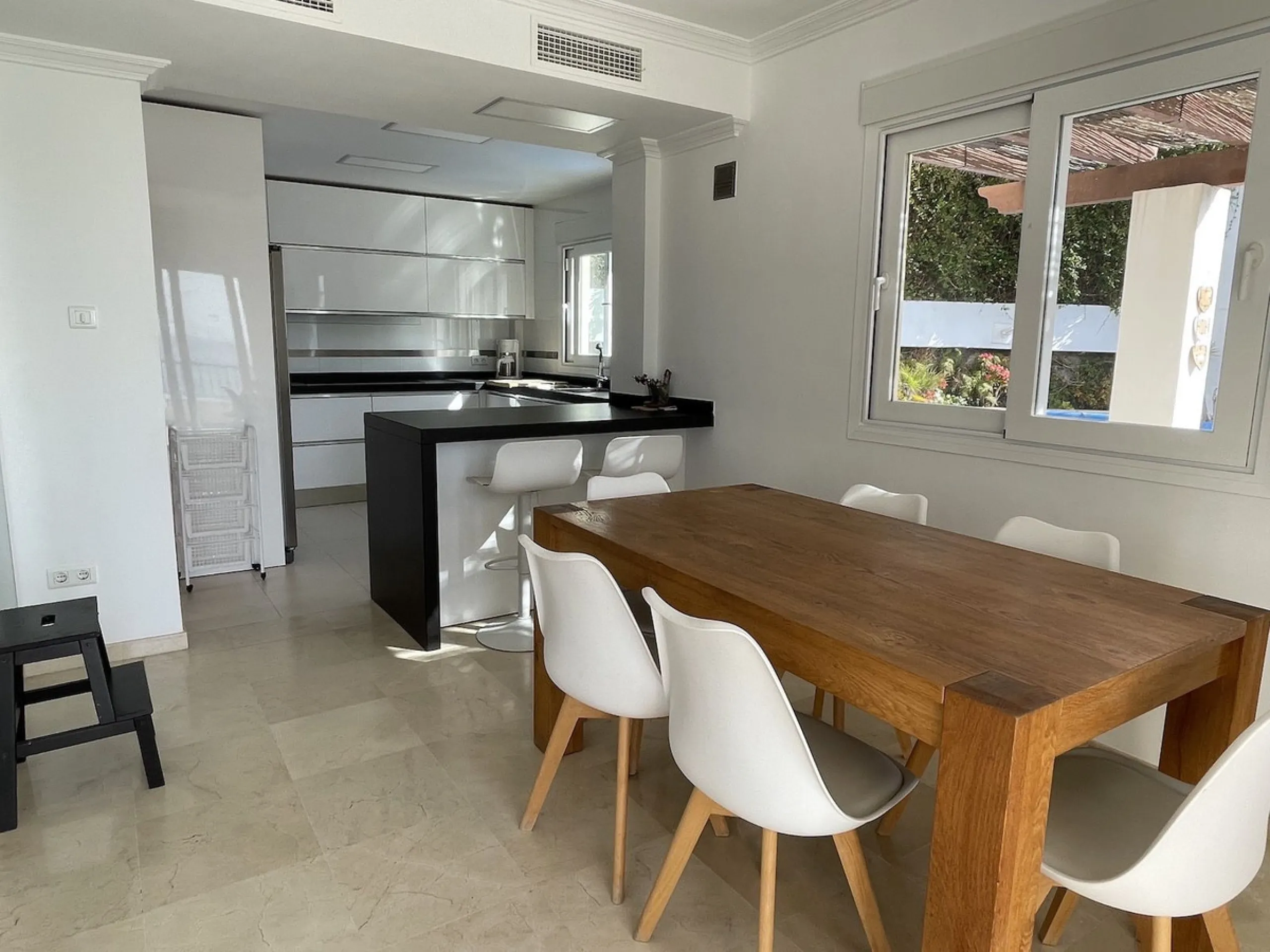 Detached villa with private heated pool for sale in Peñoncillo, Torrox Costa.