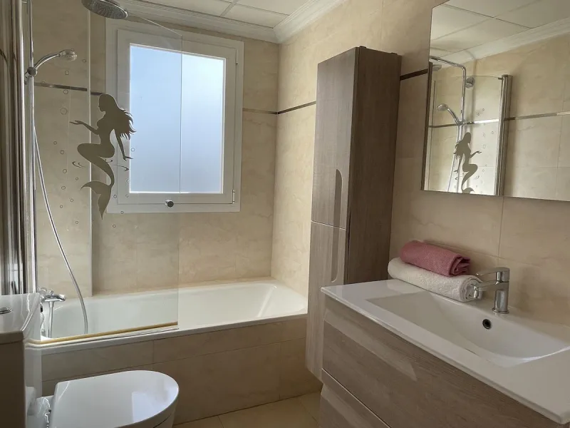 Detached villa with private heated pool for sale in Peñoncillo, Torrox Costa.