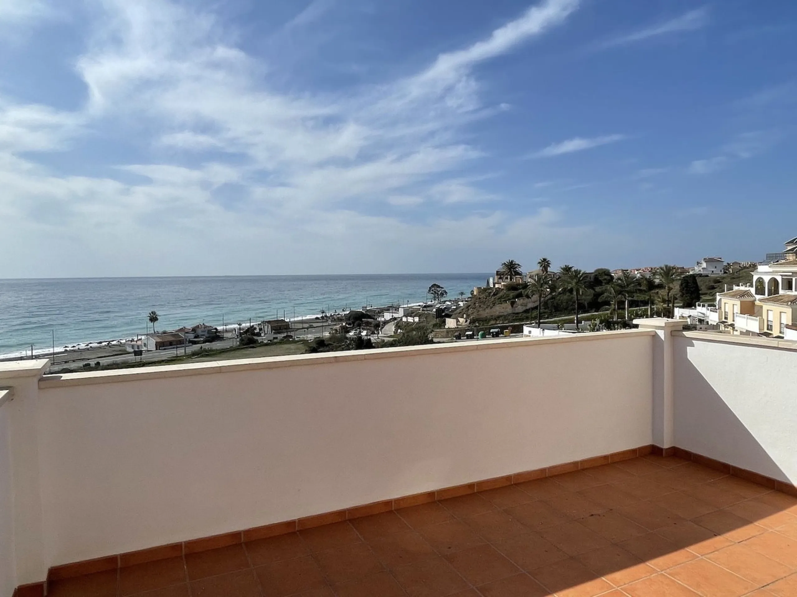 Detached villa with private heated pool for sale in Peñoncillo, Torrox Costa.