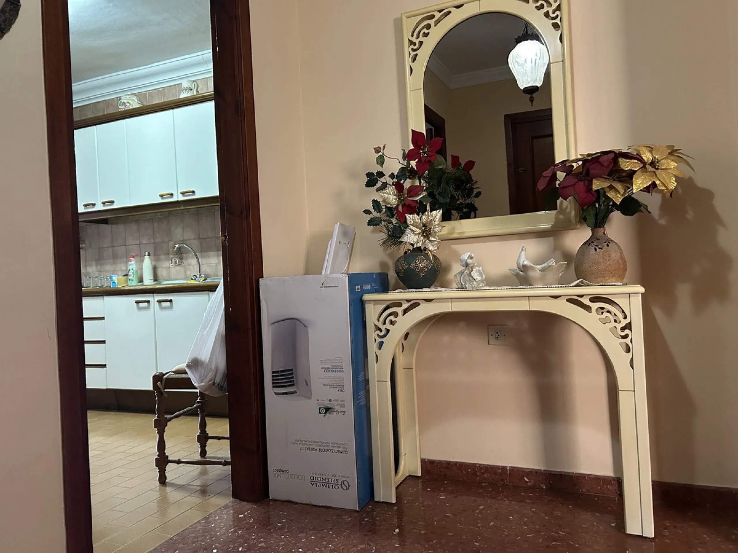 Central Nerja Apartment with views to the plaza and everything within walking distance!