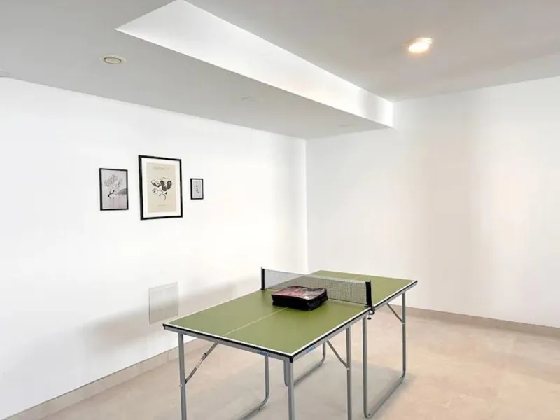 This elegant modern villa blends clean architectural lines with a warm, comfortable feel, set within a quiet residential area just outside Nerja. From its elevated position, the property enjoys spectacular views of both the sea and surrounding mountains.