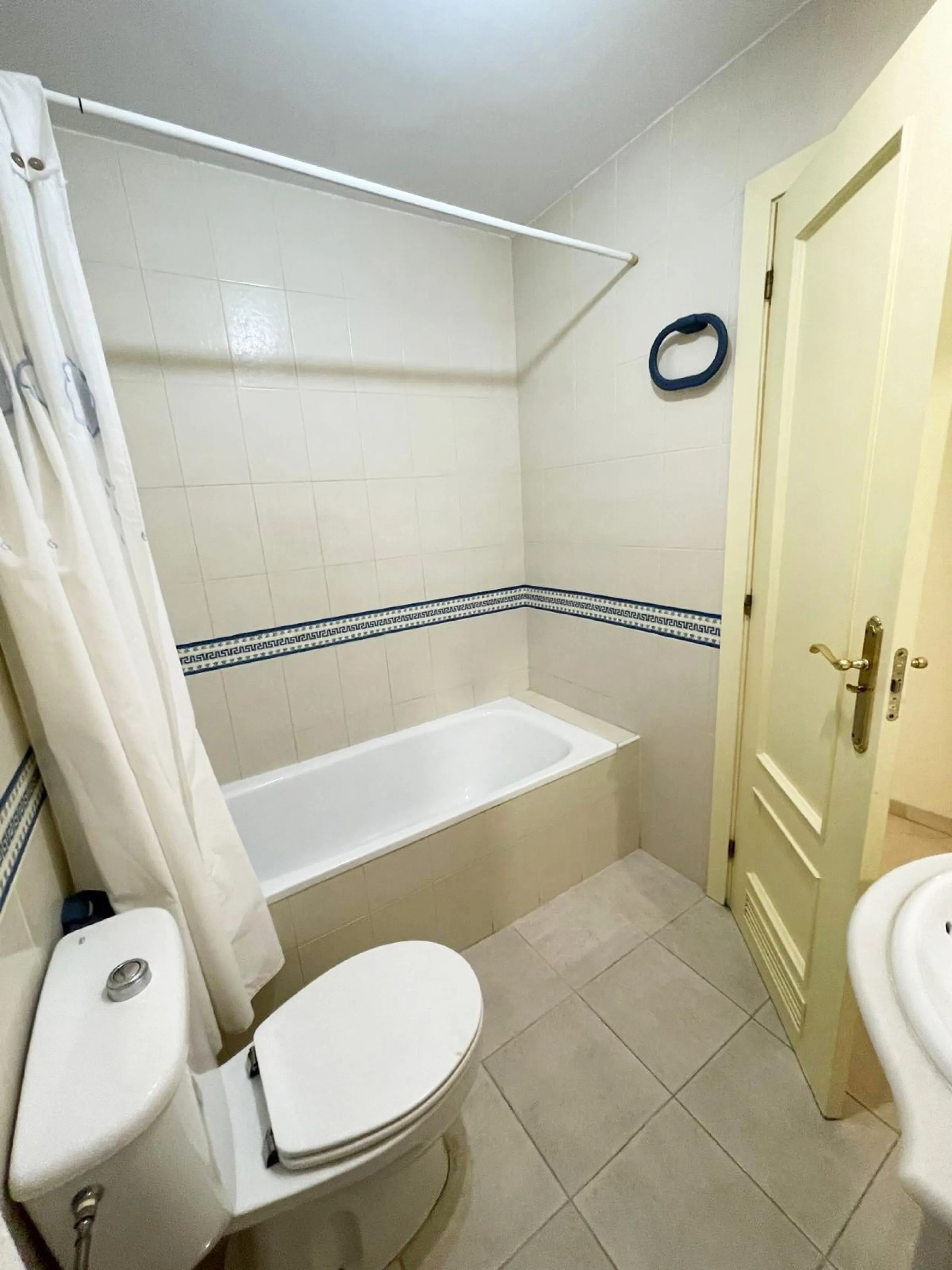 Spacious 3-Bedroom Apartment with Terrace and Large Private Garage in Nerja
