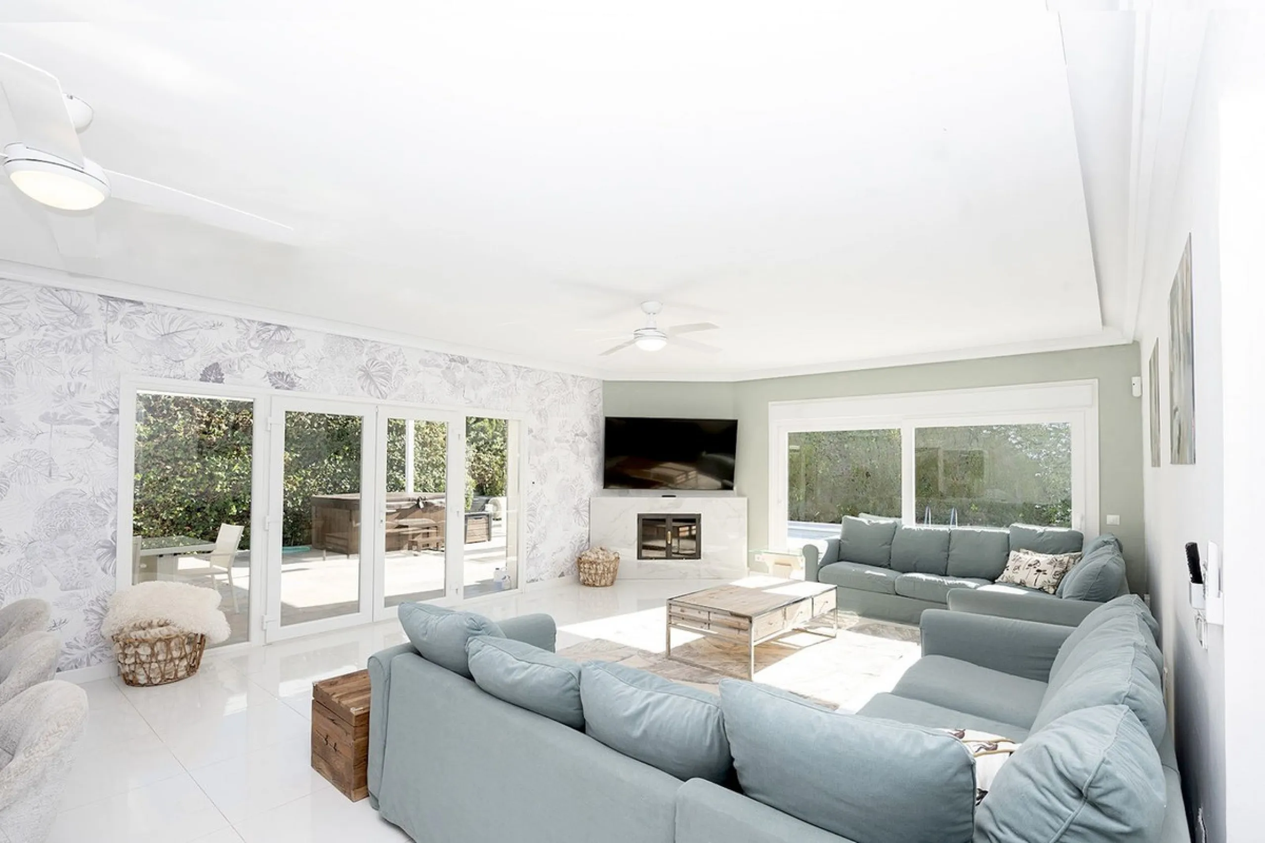 Modern Villa in Benalmádena: Luxury, Privacy and Profitability.