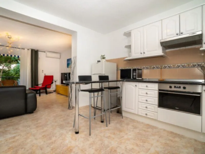 ✨ UNIQUE OPPORTUNITY: Investment Near the Beach with Guaranteed Income! ✨
