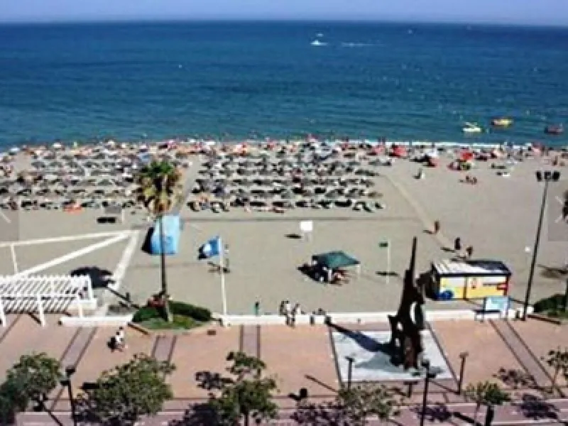✨ UNIQUE OPPORTUNITY: Investment Near the Beach with Guaranteed Income! ✨