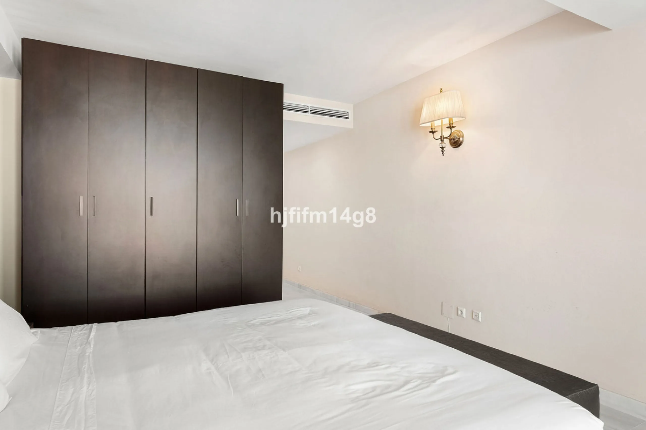 This spacious apartment for sale in Benabola, Puerto Banús offers a rare opportunity to invest in one of Marbella's most prestigious marina-front locations. Situated in second line, the property enjoys front-line marina views while benefiting from the gre