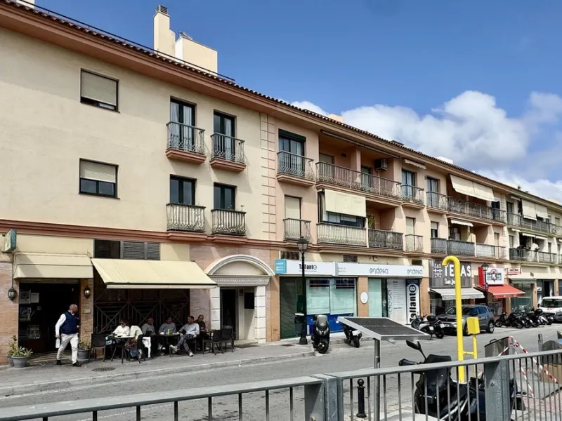 Apartment - Penthouse в продаже в Fuengirola, Málaga. В доме 2 спален и 2 ванных комнат. Площадь дома 85 м²