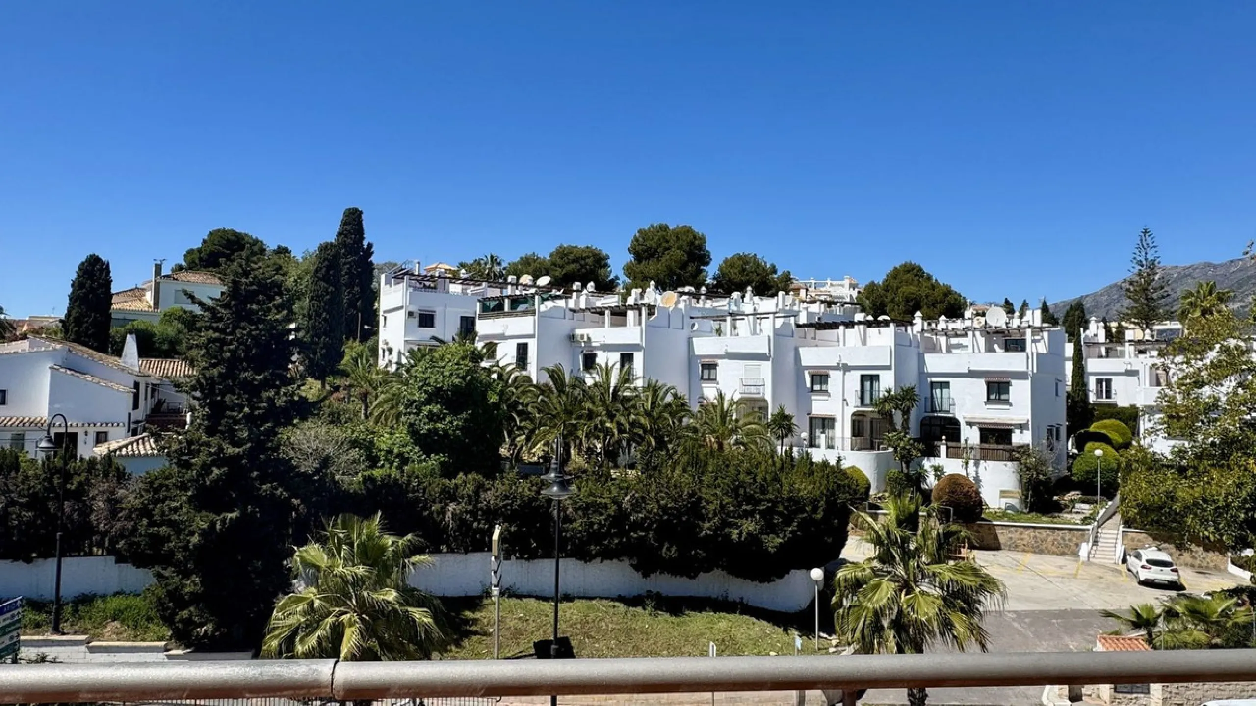 Apartment - Penthouse в продаже в Fuengirola, Málaga. В доме 2 спален и 2 ванных комнат. Площадь дома 85 м²