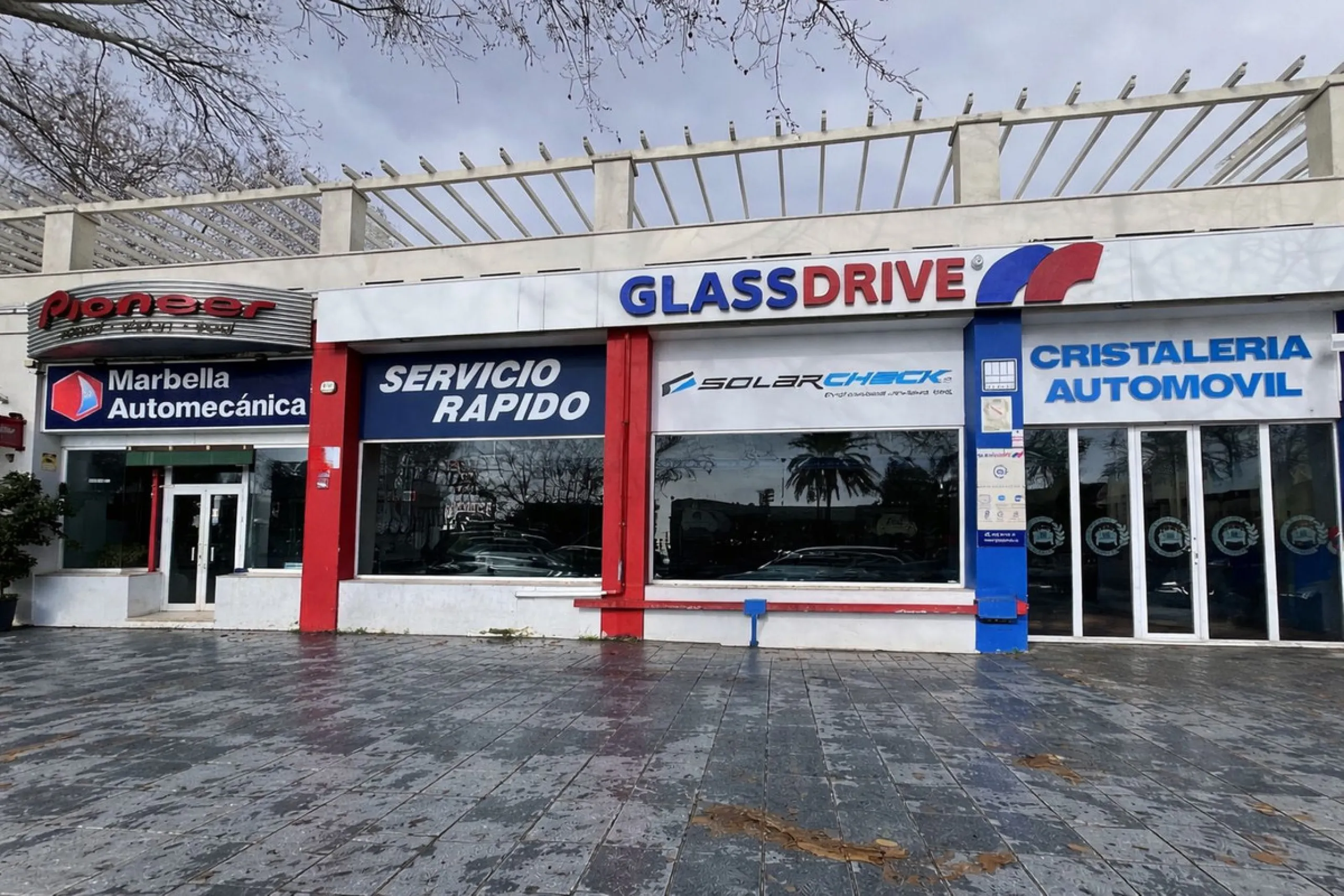 Commercial - Garage в продаже в Marbella, Málaga. Площадь дома 530 м²