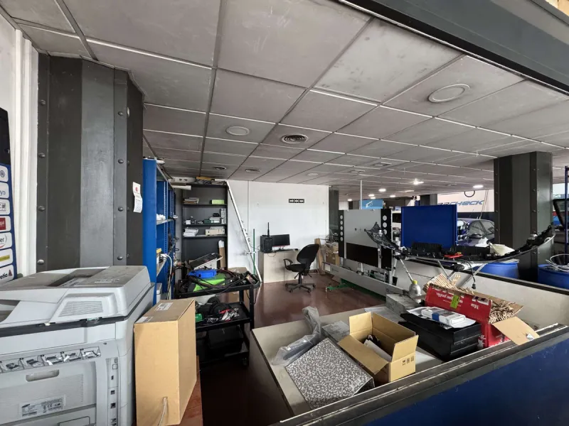 Commercial - Garage в продаже в Marbella, Málaga. Площадь дома 530 м²