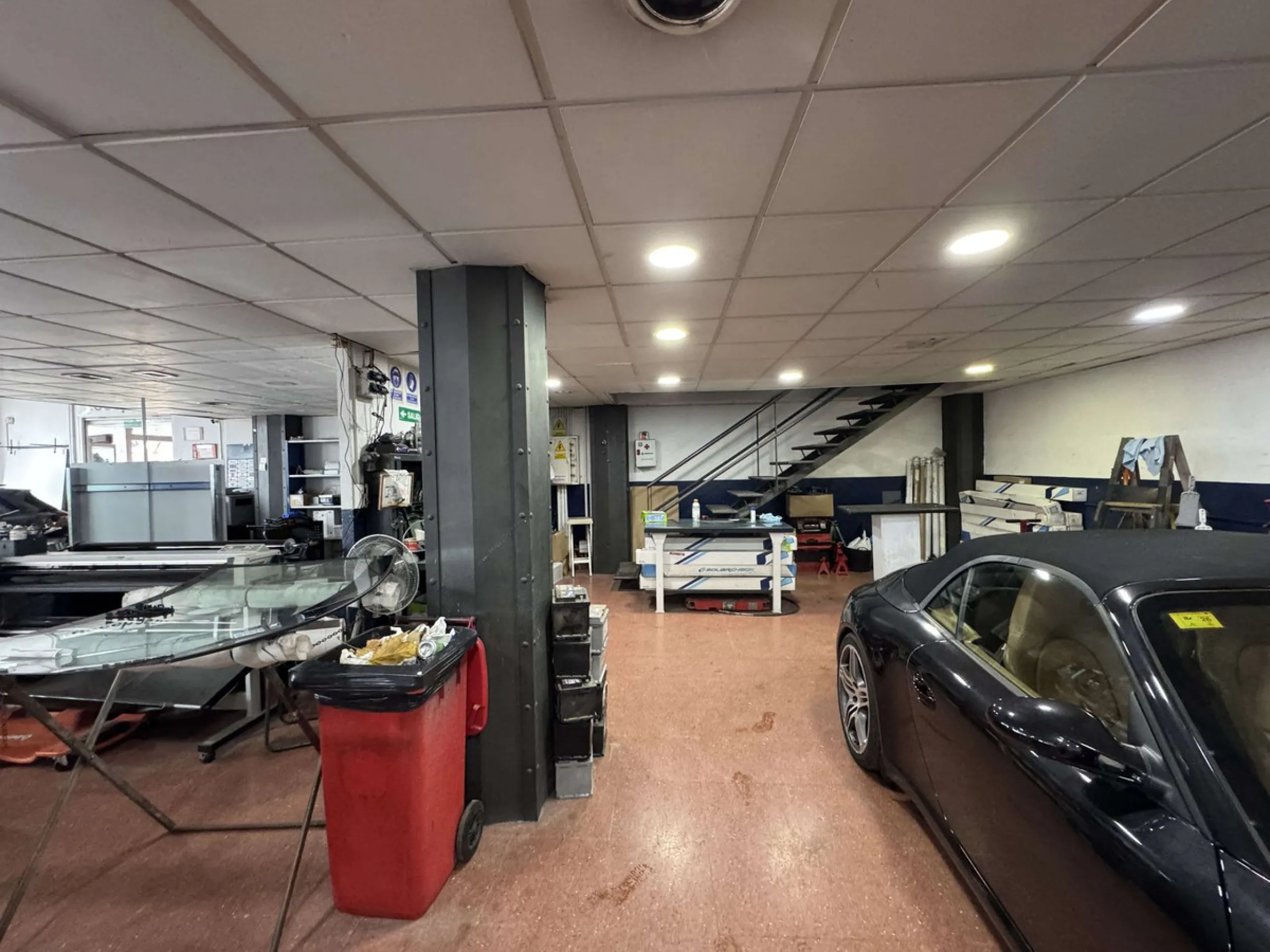 Commercial - Garage в продаже в Marbella, Málaga. Площадь дома 530 м²