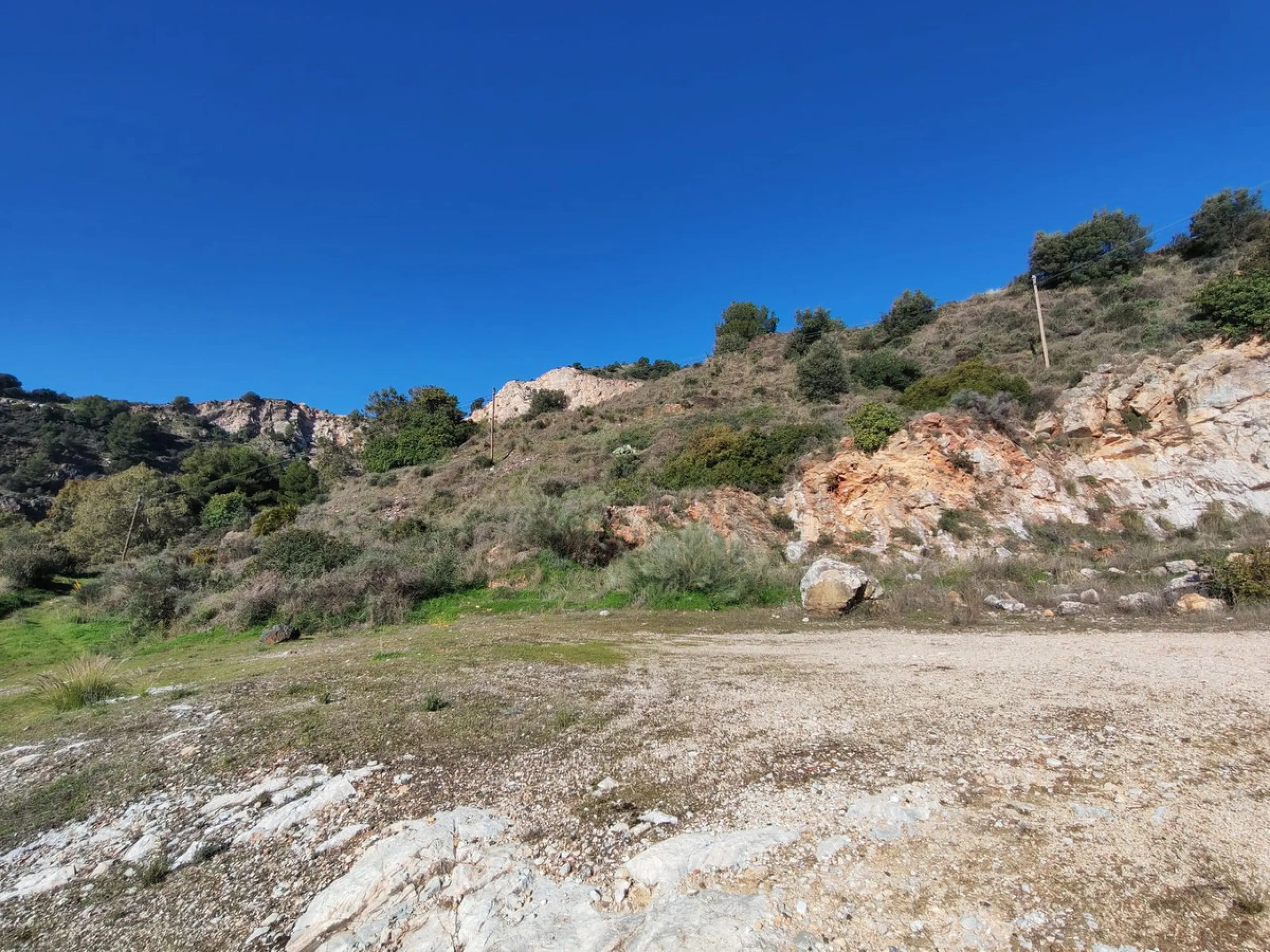 Plot - Land в продаже в Marbella, Málaga. Площадь участка 17000 м²