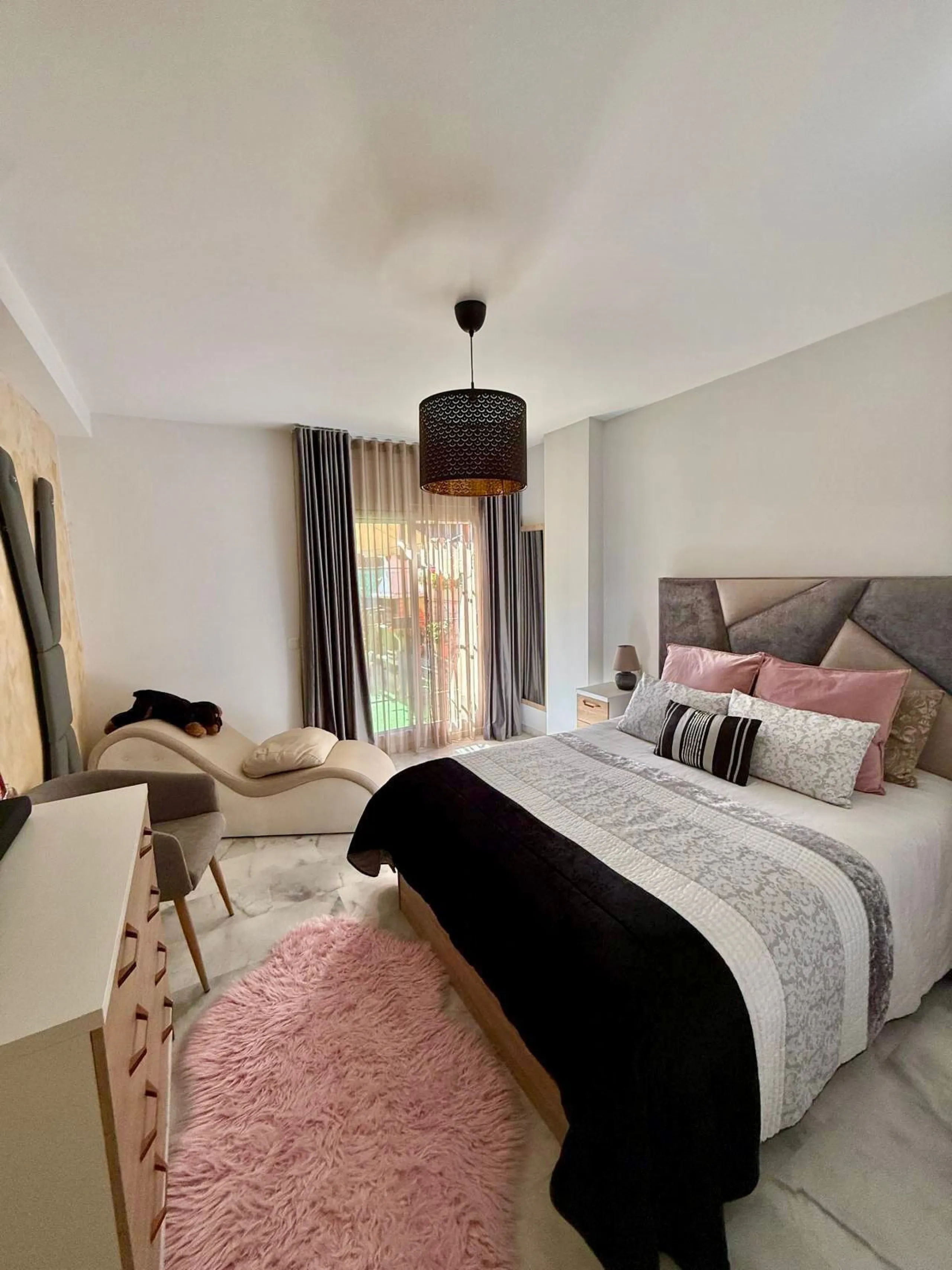 Unique Opportunity! Apartment with Private Garden and Terrace