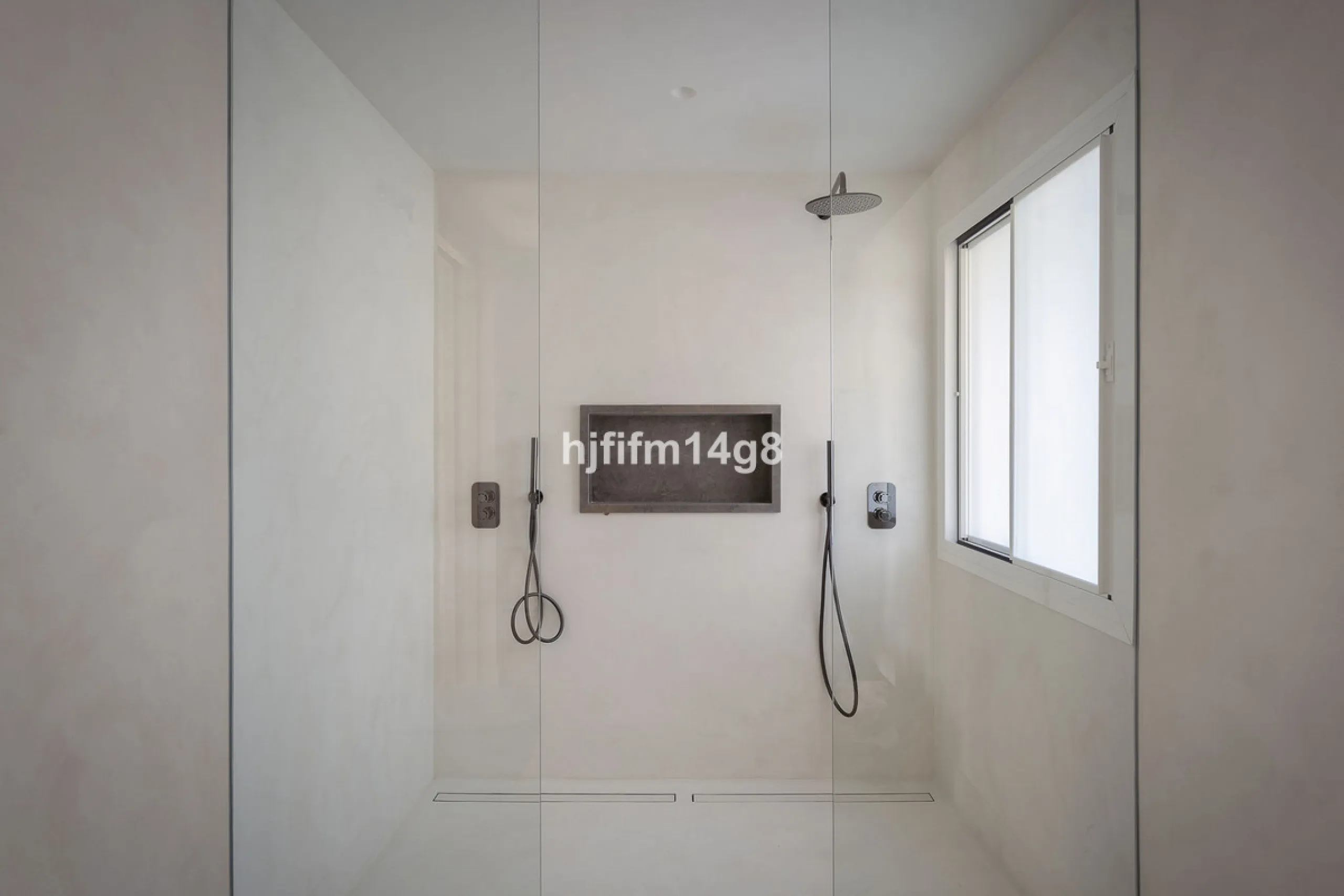 Apartment - Penthouse в продаже в Marbella, Málaga. В доме 3 спален и 3 ванных комнат. Площадь дома 171 м²