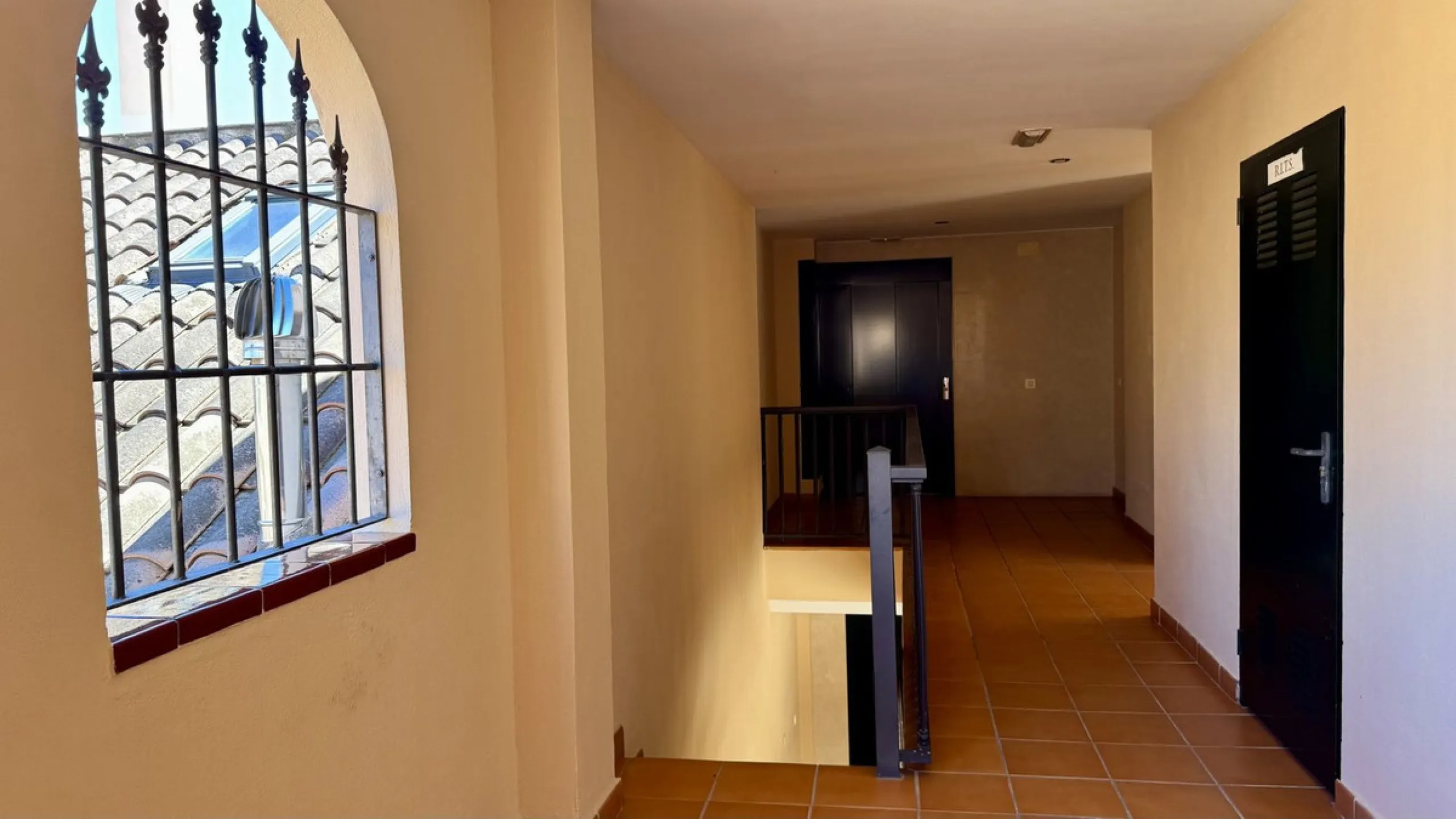 Apartment - Penthouse в продаже в Fuengirola, Málaga. В доме 2 спален и 2 ванных комнат. Площадь дома 85 м²