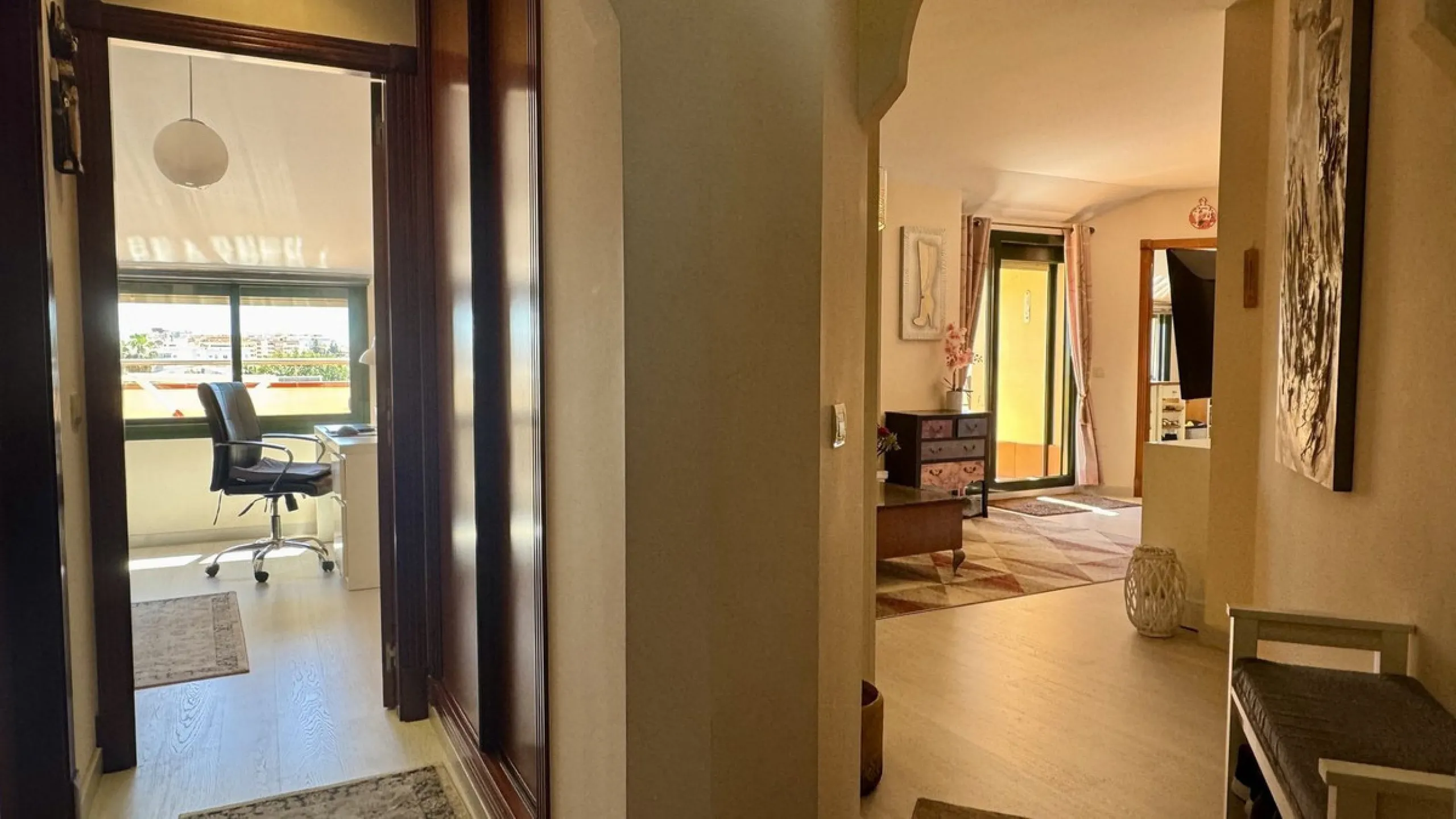 Apartment - Penthouse в продаже в Fuengirola, Málaga. В доме 2 спален и 2 ванных комнат. Площадь дома 85 м²