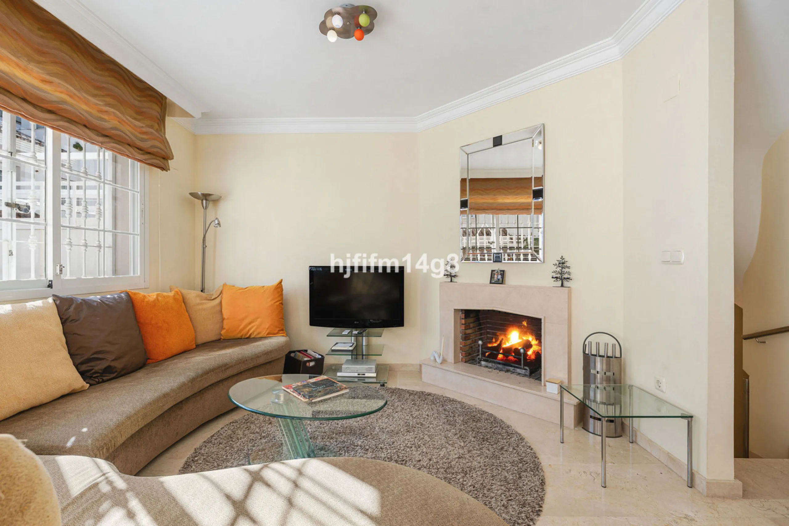 This stunning 3-bedroom townhouse is for sale in the highly sought-after El Alcornoque urbanisation in Nueva Andalucía, one of Marbella's most prestigious areas. Nestled front line to the renowned Aloha Golf Course, this exclusive development of just 22 u